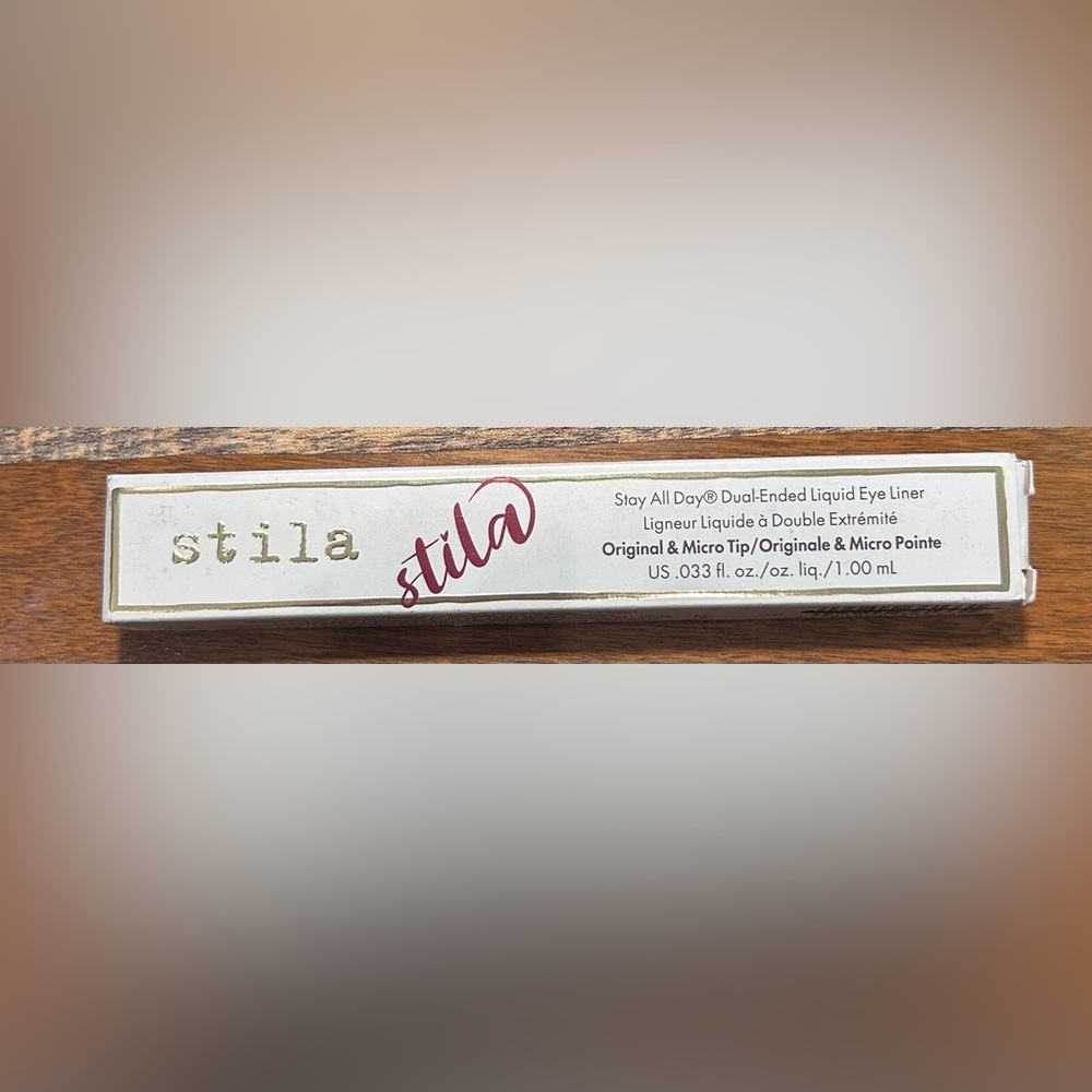 Stila Dual-Ended Liquid Eyeliner - Black and Silver